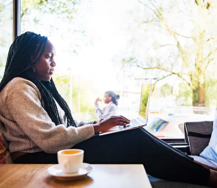 Pourquoi choisir une marketplace freelance locale peut booster vos projets